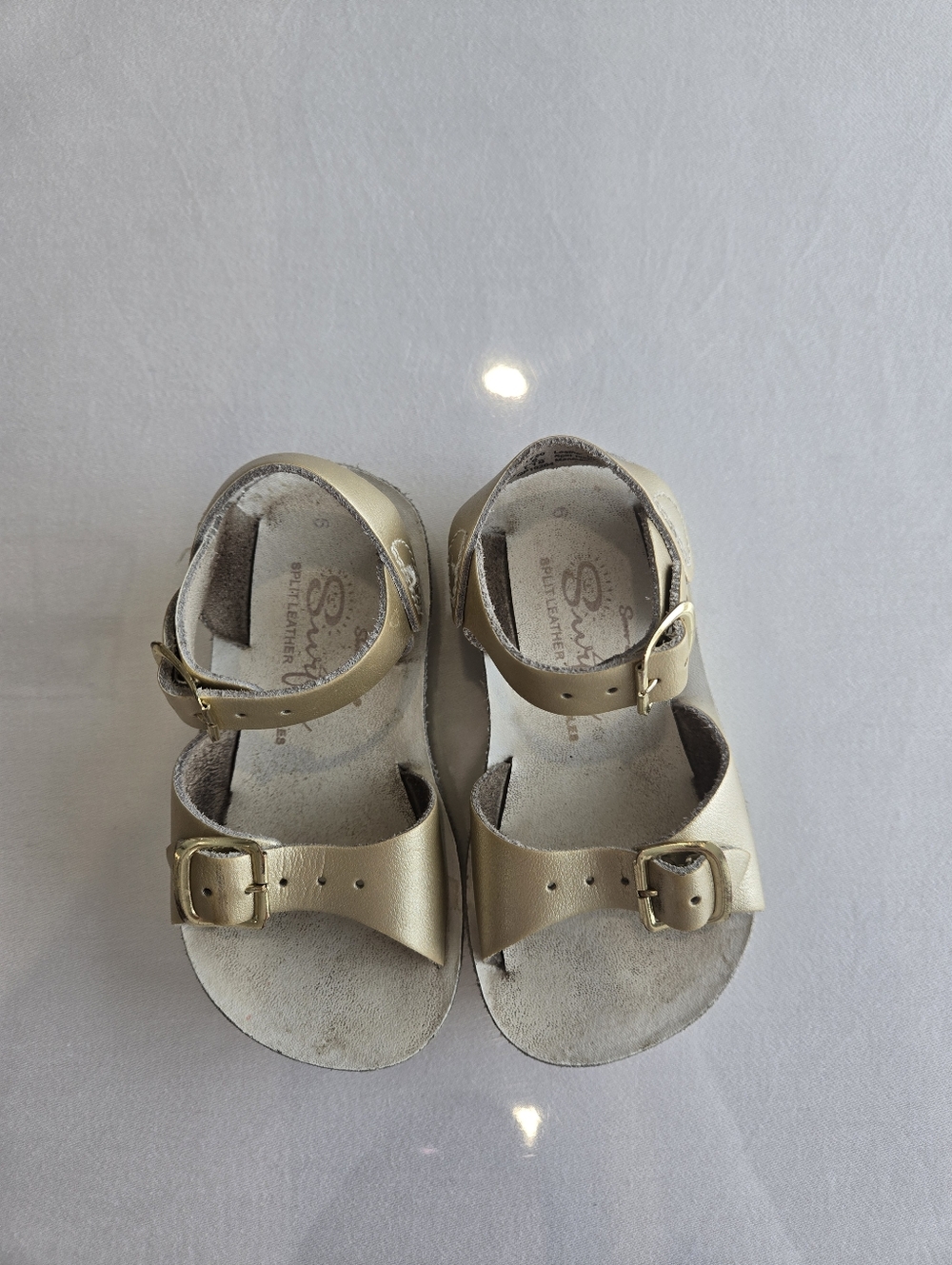 Saltwater Sandals Sun San Surfer Kids Metallic Gold Buckle Sandals Leather Sz 6